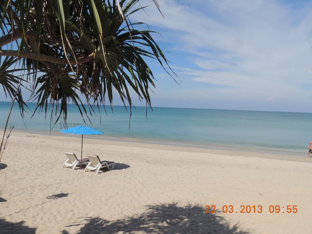 Lanta Seafront Resort Koh Lanta Exterior photo