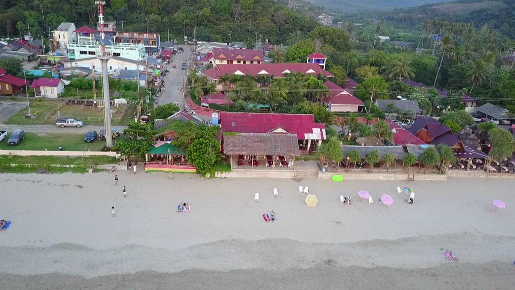 Lanta Seafront Resort Koh Lanta Exterior photo