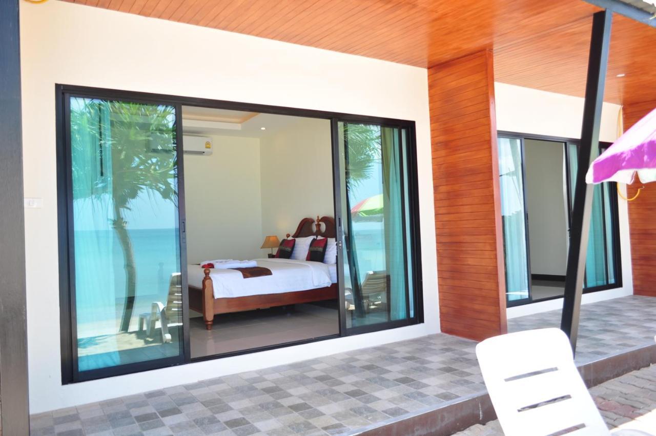 Lanta Seafront Resort Koh Lanta Exterior photo